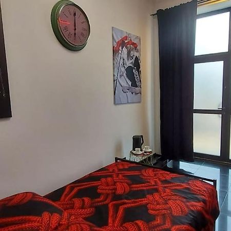 Pokoj Tylko Dla Doroslych Momenti Piccanti Катовице Екстериор снимка